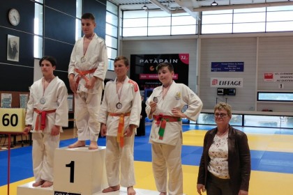 Les benjamins se distinguent