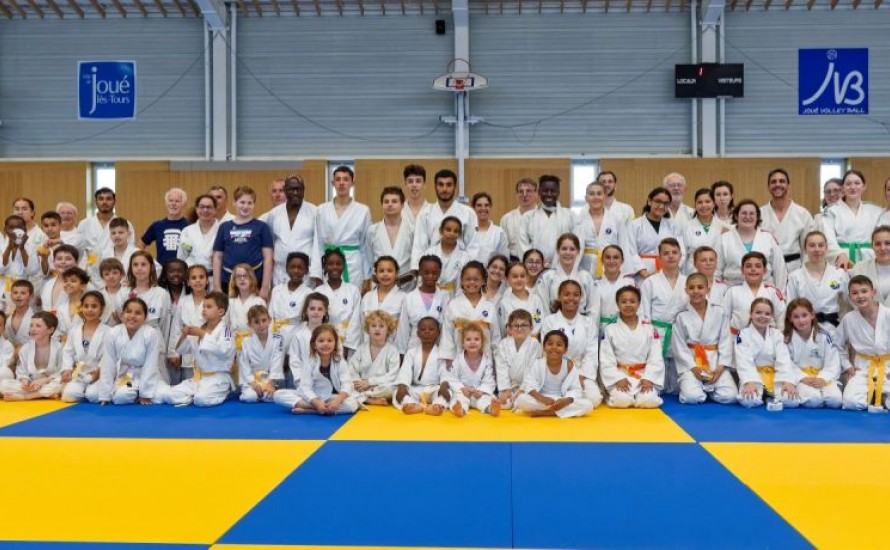 Gala et AG exceptionnelle : le judo club jocondien en fête